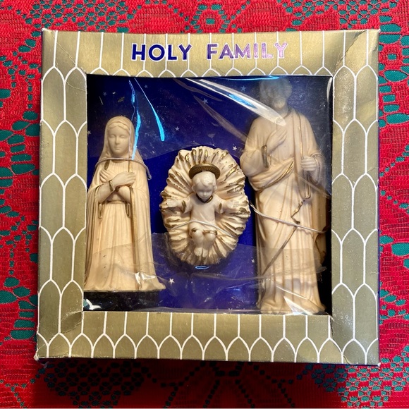 Vintage Nativity Set - Picture 2 of 10